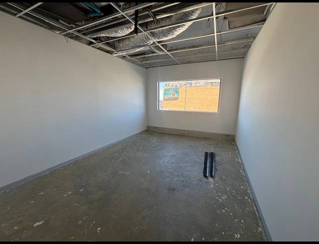 840M² OFFICE TO LET IN TYGER VALLEY